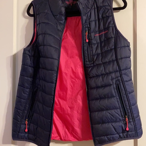 Vineyard Vines M The women’s mountain weekend vest puffer fall vest - Picture 5 of 5